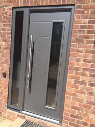Hormann Tps Steel Front Entrance Door In Grey Www Bradgatedoors Co Uk Porte Entree Maison Entree Maison Abri Bois