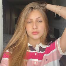 Sabrina Wetzel's Instagram, Twitter & Facebook