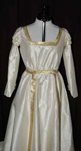 Check spelling or type a new query. Empire Brautkleider Mels Gewaenderey