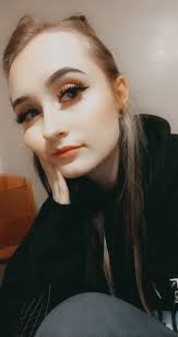 A picture of you at work since you can't date an unemployed man 🤲