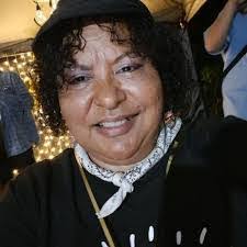 Anita Pelkey's Instagram, Twitter & Facebook