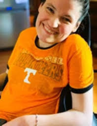 Danielle Chalker's Instagram, Twitter & Facebook