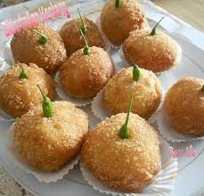 Bitterballen adalah salah satu makanan yang konon asilnya berasal dari belanda. Bitterballen Kentang Rince Alfia Fadri