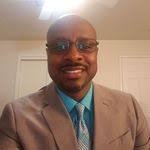 Aaron Ellzey's Instagram, Twitter & Facebook