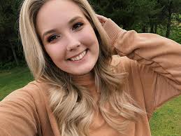 Brittney Schlichting's Instagram, Twitter & Facebook