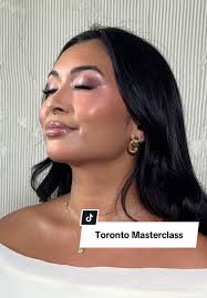 Embrace Discomfort: Toronto Makeup Artist Masterclass