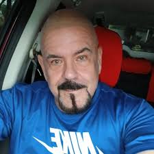 La mujer es, en esencia, un miembro policial valioso al demostrar en sus  áreas de responsabilidad, prudencia, eficacia, excelencia laboral y una  alta valoración en nuestra sociedad por su labor al frente