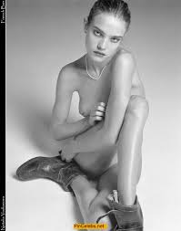 Natalia Vodianova naked