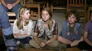 We did not find results for: The Jacket Flowers Sleeveless Forever 21 To Lizzie Samuels Brighton Sharbino On The Walking Dead Spotern
