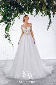 Brautkleider aus spitze sind vor allem. Brautkleid Mit Armel Und Spitzen Tattoo Marry4love Berlin Brautkleider Verleih Und Hochzeitskleider Verkauf Brautmode Nach Mass