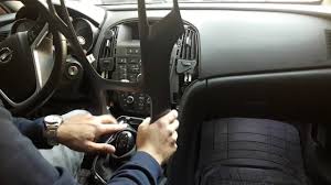 Opel Astra J Konsol Sokme Youtube