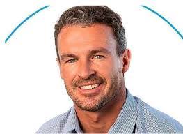 Luke Stone's Instagram, Twitter & Facebook