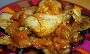 Recette De Tajine De Poulet Et Aubergines A L Algerienne Recette Tajine Tajine Poulet Tajine