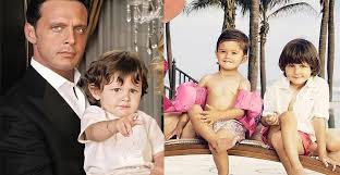 Aracely arámbula y luis miguel mantuvieron una mediática relación que dio como resultado dos hijos de diez y ocho años de edad. La Verdadera Historia De Los Hijos De Luis Miguel El Cantante No Los Visita Ni Saluda Por Su Cumpleanos Para Ti