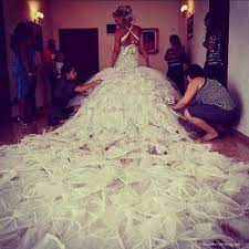 Pin On Giant Wedding Dresses