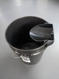 Diy Compost Toilet Urine Diverter And Vent Attachment In Bucket Model Version 2 In 2020 Komposttoilette Gartentoilette Und Campingtoilette