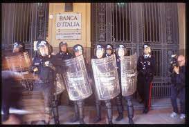 La banca d'italia utilizza cookie volume delle transazioni effettuate triennale sui mercati dei cambi e derivati condotta dalla banca d'italia sotto. Occupy Banca D Italia Tyler Durden Lomography