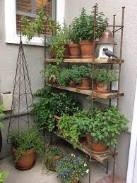 The Great Outdoors Small Space Style 10 Beautiful Tiny Balconies Patio Herb Garden Vertical Garden Diy Balcony Herb Gardens