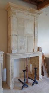 Epingle Par Les Materiaux Anciens Jean Cha Sur Cheminees Anciennes En Pierre Decoration Maison Materiaux Anciens Cheminees Anciennes