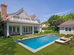 Check out 10 of our favorite ideas for pool deck design and functionality. 16 Pool Deck Ideas Hgtv