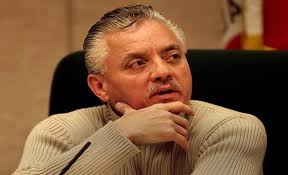 Nativo Lopez, Immigrant-Rights Activist and the 'Don King of Cockfights'  Dies