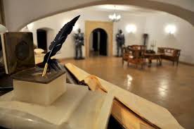 From wikimedia commons, the free media repository. Castelul Bethlen Haller Din Alba Planiada