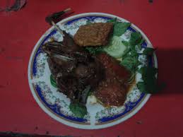 Resep sambal lalapan penyet yang pedas istimewa. Bebek Ali Borme Rasa Tidak Pernah Bohong Substansi