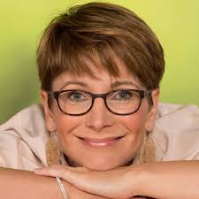 Stream Sandra Kubik music