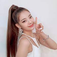 When lia was 14 years old, she had apparently been selected from an sm audition that was held in. Ys4btfdz00nbgm