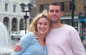 Joss Stone Back On Home Ground