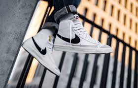 Still, there is a lot of comfort in simplicity! Jordan 1 Shoelaces Sizes Buy Replacement Nike Air Force 1 Laces