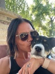 Courtney Noble's Instagram, Twitter & Facebook