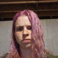 Kelly Riendeau's Instagram, Twitter & Facebook