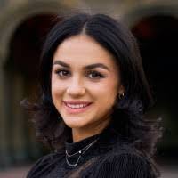 Kate Corda's Instagram, Twitter & Facebook