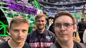 Monster Jam Pit Party! Funny face day. Saw mostly everybody yesterday.  Didn't get an Armando pic due to a Karen. Ready for 2 more awesome shows  here today! #monsterjam #monstertrucks #motorsport #trucks #