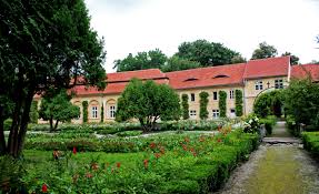 Welcome to the official facebook page of the brukenthal national. DescoperÄƒ Romania Palatul Brukenthal Avrig È™i SchimbÄƒrile In Timp Editia De Dimineata