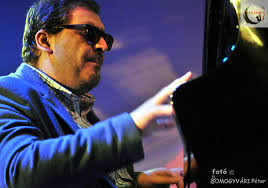 Interjú az 50 éves Szakcsi Lakatos Róberttel