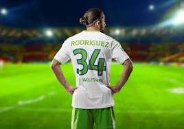 Родригес рикардо (ricardo rodriguez) футбол защитник швейцария 25.08.1992. Ricardo Rodriguez Vfl Wolfsburg Trikot
