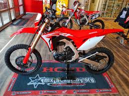 The Brand New Crf450l Based On The Mx Racing Bike Crf450r Available Mxacademy Testride It Now Crf450l Honda Enduro Mxacademy Funbike Hondalove