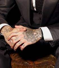 Zayn malik (19) known for being a bad boy of the group, so far he has 7 tattoos all over his body. Sophia On Twitter Zayn Malik Tattoos Hand Tattoos Zayn