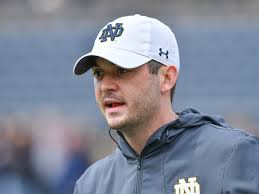 Notre Dame football: Tommy Rees has makings of true offensive evolution