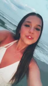 Jada Lowe's Instagram, Twitter & Facebook