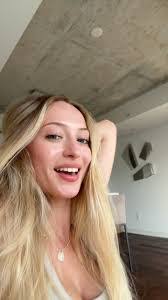 Stacy Salamone's Instagram, Twitter & Facebook