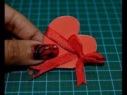 Cut a small triangle at the bottom of the heart in the center. Diy Squash Card Accordion Card Tutorial X2f Diy Cards Youtube Diy Valentines Cards Handmade Gifts For Boyfriend Cards Handmade