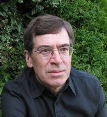 Under the Bed (Mini Hardbacks): Amazon.co.uk: Bright, Paul, Cort, Ben:  9781848952720: Books