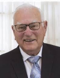 Jill Laughlin's Instagram, Twitter & Facebook