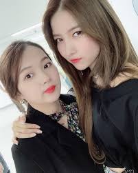 The group consists of sowon, yerin, eunha, yuju, sinb and umji. Gfriend Part å›ž On Twitter Photo Sowon With Her Sister Kim Sohee At Backstage 2019 Gfriend Asia Tour Go Go Gfriend In Seoul Source Https T Co Kdki23otxr Https T Co Dcs2nx5x2o