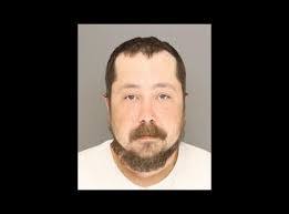 Robert Goodhart's Instagram, Twitter & Facebook