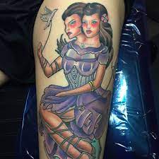 Les 50 Meilleures Idees De La Categorie Tatouage Gemeaux Zwilling Tattoo Gemini Tattoo Tattoos Frauen