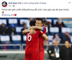 Khi trung vệ quế ngọc hải chuẩn bị đá phạt đền cho việt nam, ở loạt trận áp chót vòng loại world cup 2022 tối 11/6, cầu thủ của malaysia đã áp sát và chơi. Viá»‡t Nam Háº¡ Malaysia Quáº¿ Ngá»c Háº£i Gá»­i Lá»i Nháº¯n Xuc Ä'á»™ng Ä'áº¿n Xuan TrÆ°á»ng